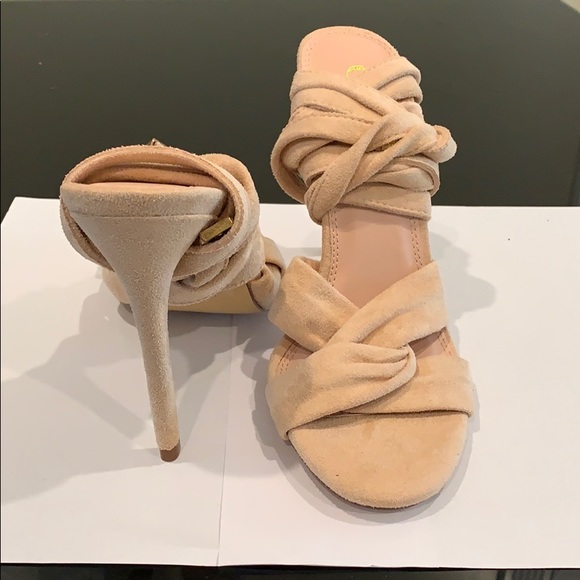 Velvet soft strappy heels! - Picture 2 of 3